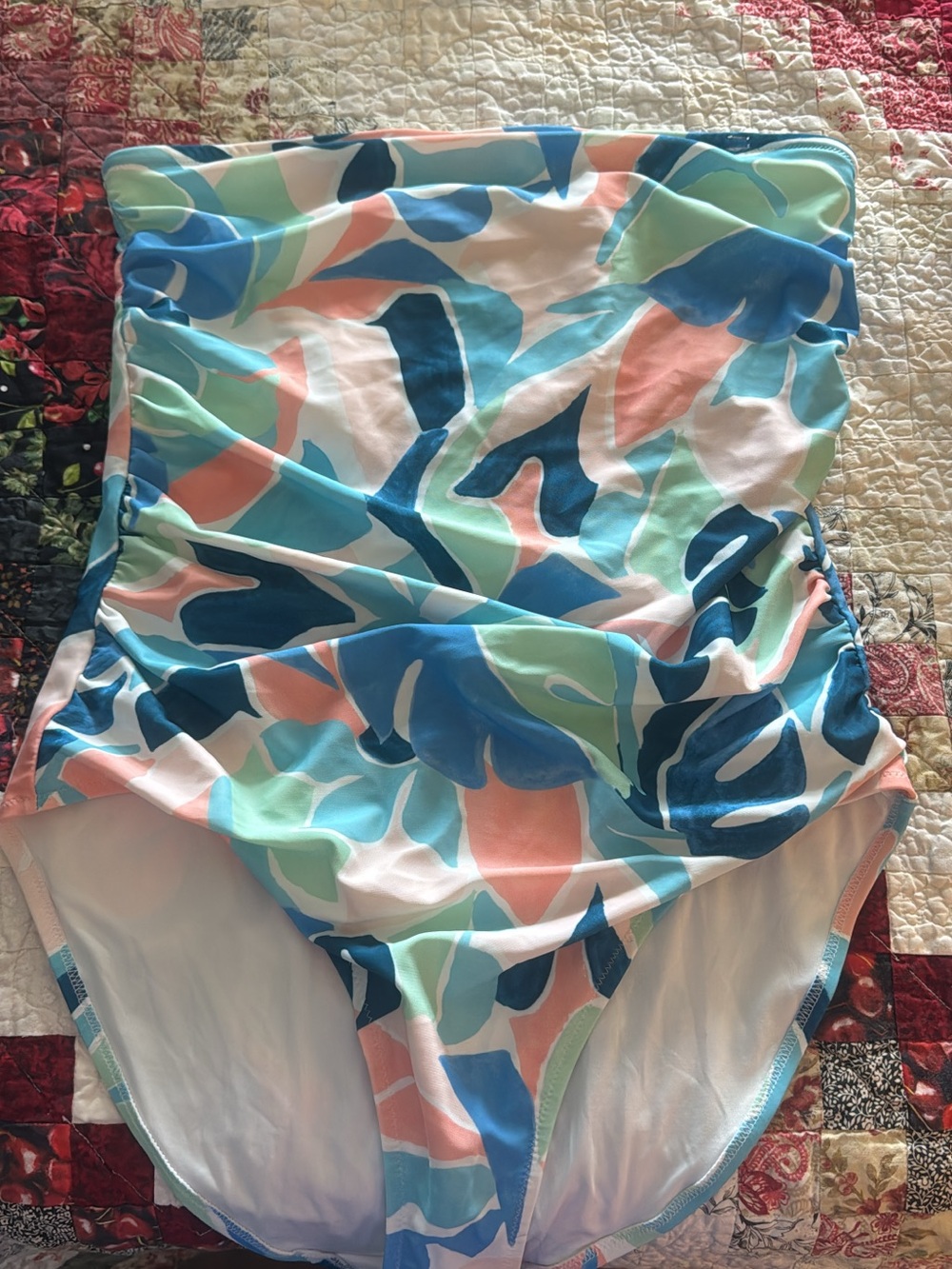 Old Navy Women's Abstract One-Piece Swimsuit - Blue/Coral/Green